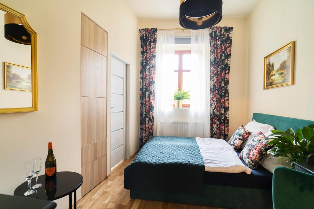 Katedralna Apart'S Legnica Exterior foto